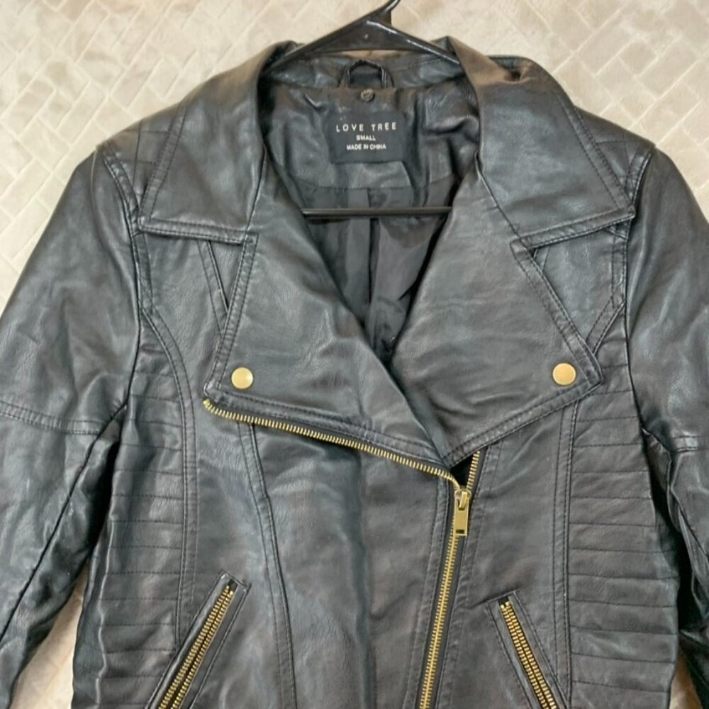 Love Tree Black Faux Leather Moto Jacket - Picture 2 of 15